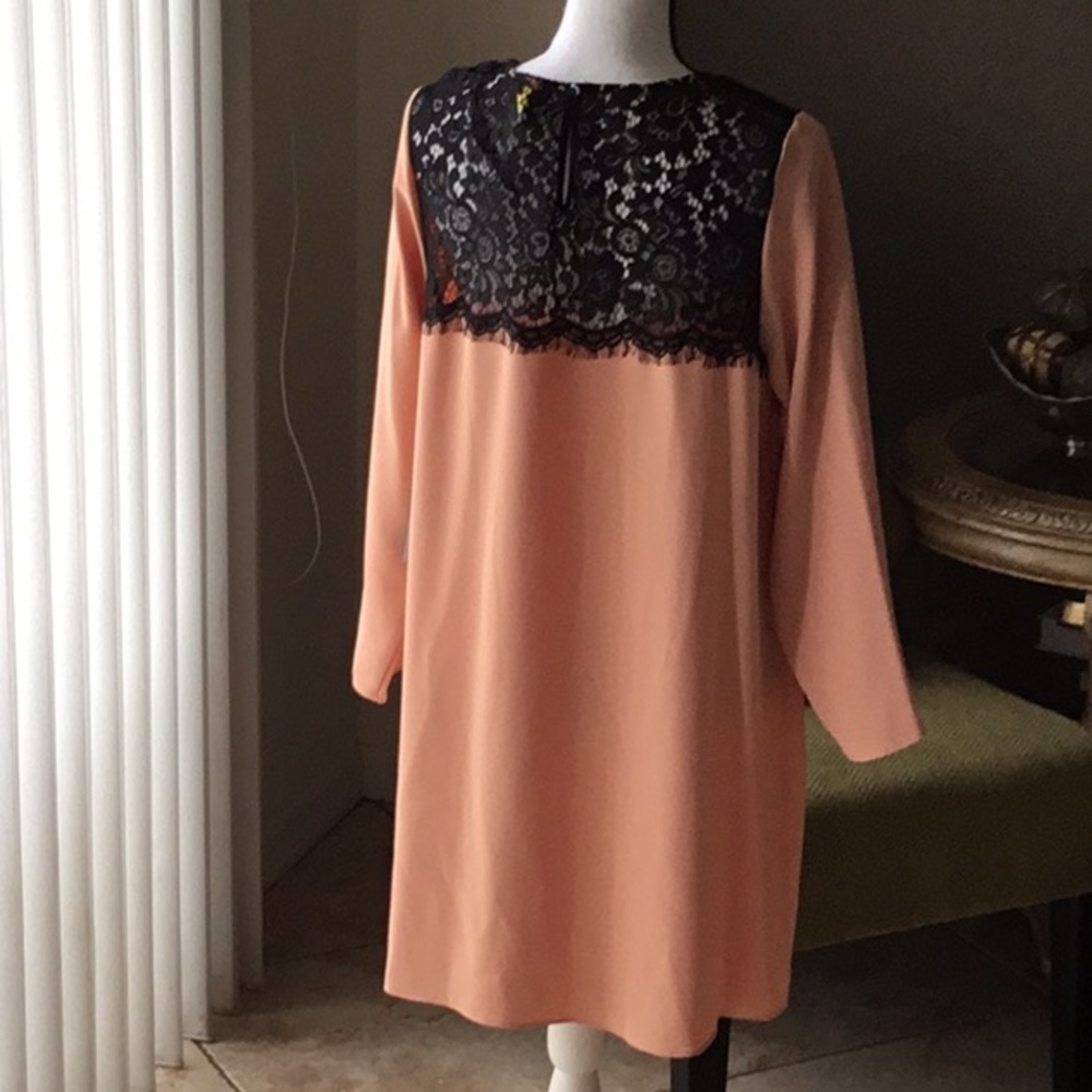 CE CE DRESS - Picture 2 of 2